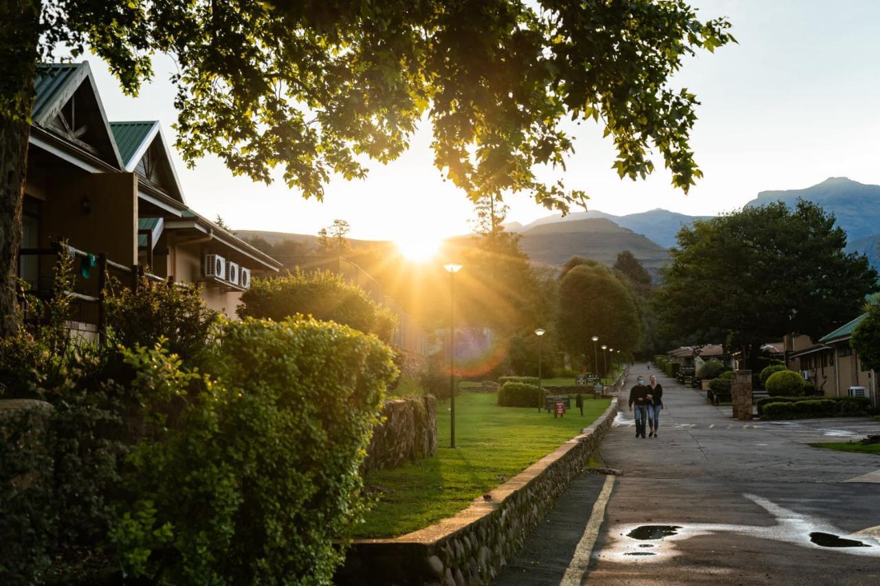 Gooderson Leisure Riverbend Chalets Self Catering And Timeshare Gold Crown Resort Drakensberg Garden Ngoại thất bức ảnh
