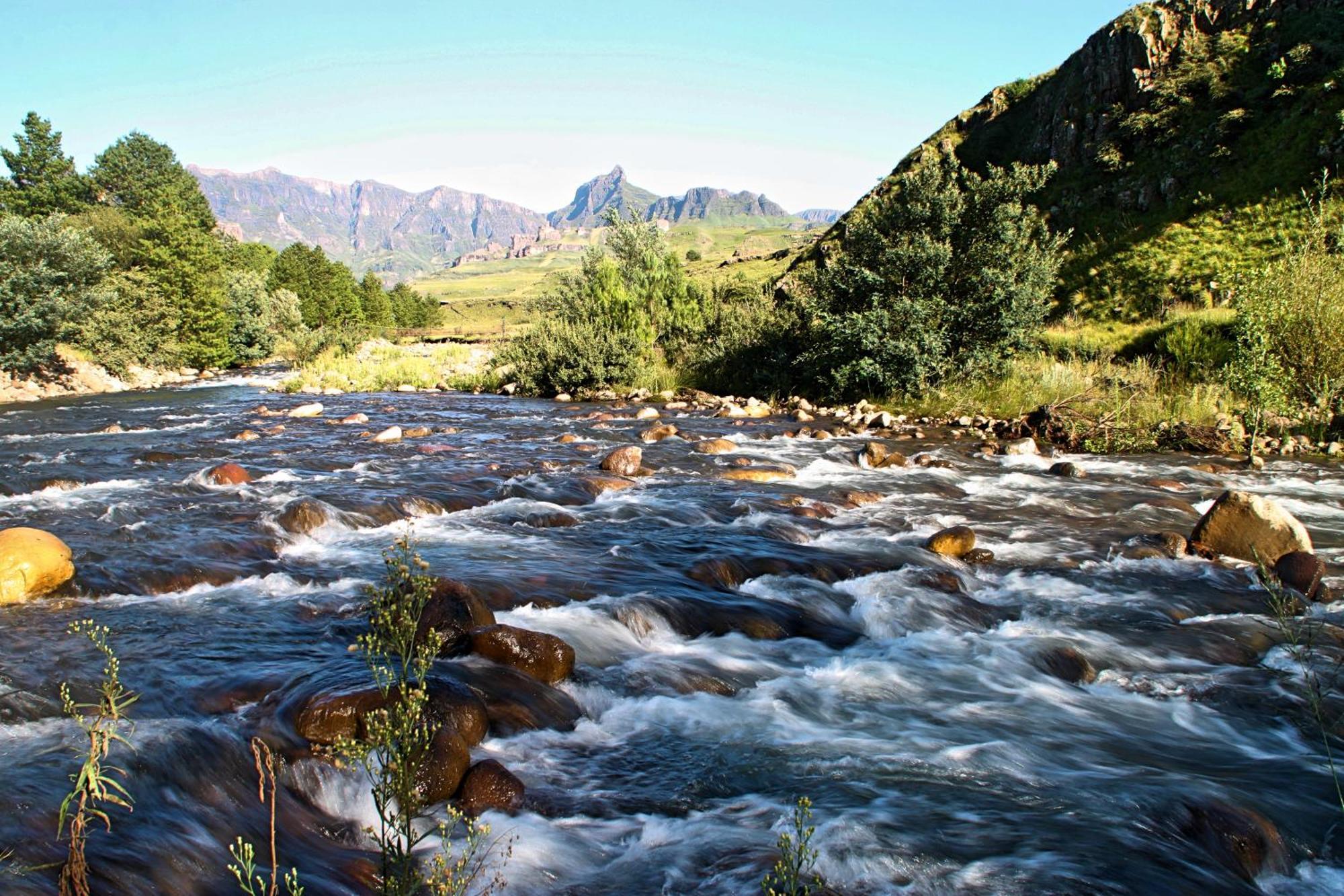 Gooderson Leisure Riverbend Chalets Self Catering And Timeshare Gold Crown Resort Drakensberg Garden Ngoại thất bức ảnh